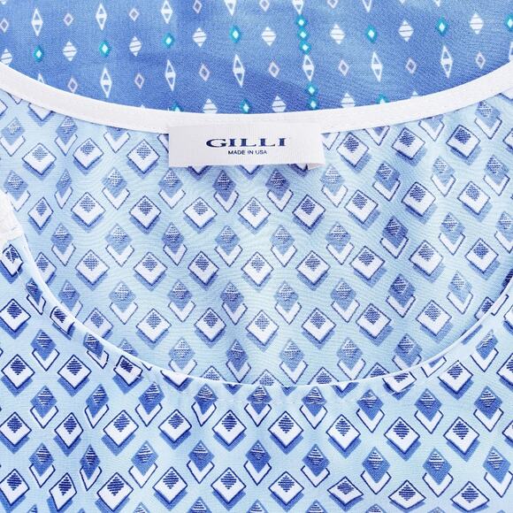 Gilli  Blue Print Tunic Sleeveless‎ Lace Trim Top Feminine Size Medium - Picture 3 of 9